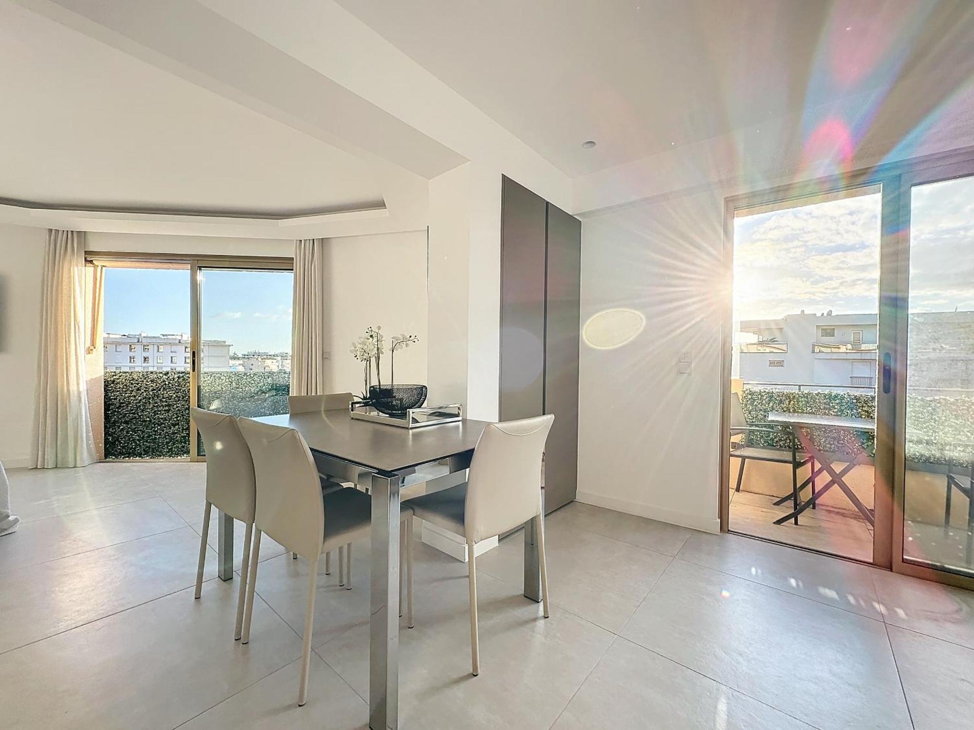 Apartment Pointe Croisette - 2 Couchages Cannes